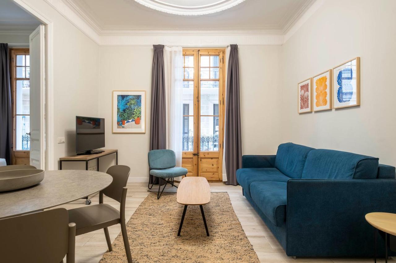 Aspasios Gracia Apartment *